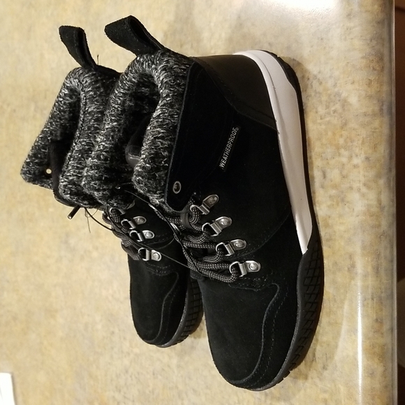 Weatherproof sneakerboot - Picture 5 of 11